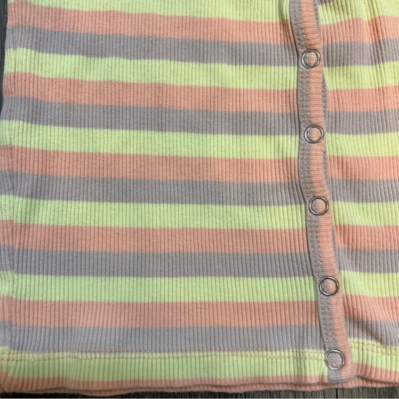 Women’s Striped Colorful Short Sleeves Top Size XS - Picture 5 of 8